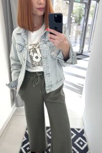 Zelené teplákové nohavice