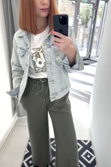 Zelené teplákové nohavice